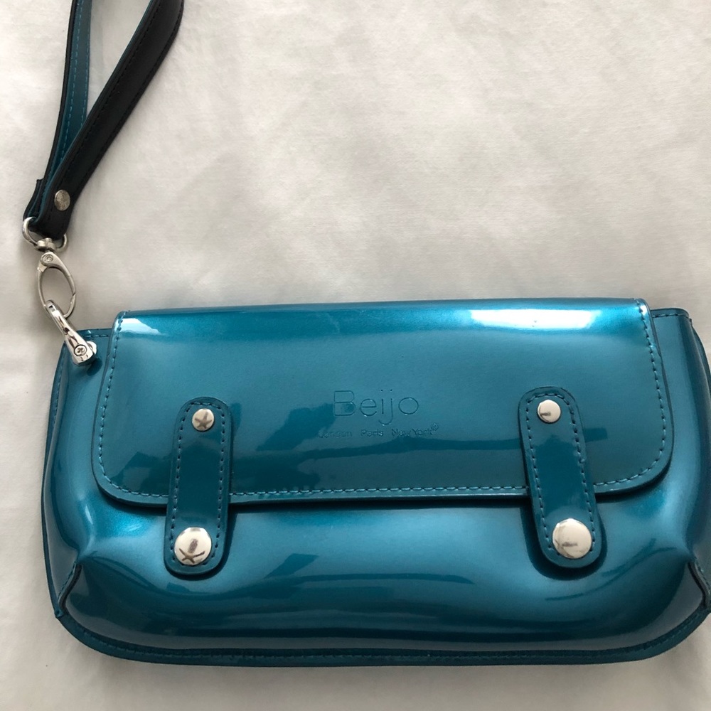 Beijo small clutch